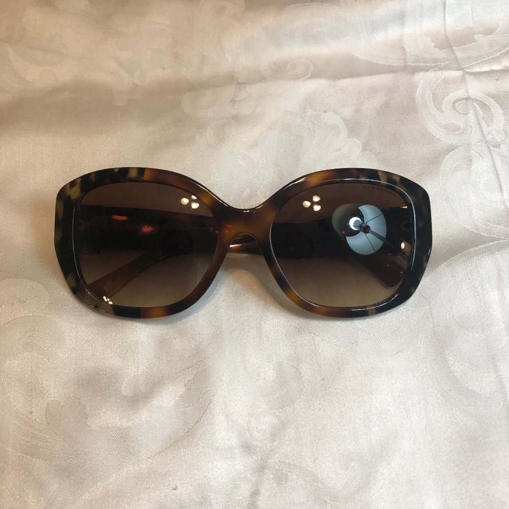 Burberry Sunglasses B 4248 3639/13